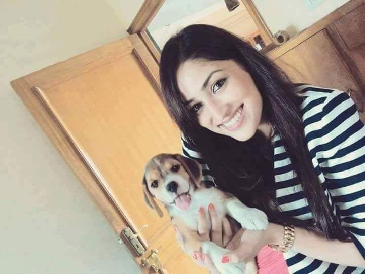 PHOTOS: Indian Celebrities With Their Super Adorable Pets