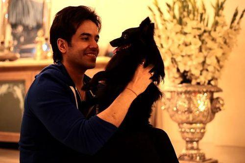 PHOTOS: Indian Celebrities With Their Super Adorable Pets