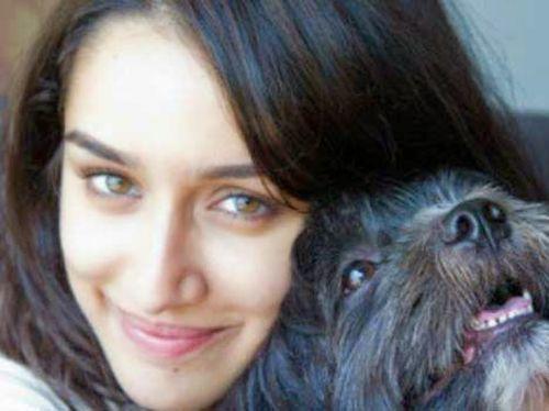 PHOTOS: Indian Celebrities With Their Super Adorable Pets