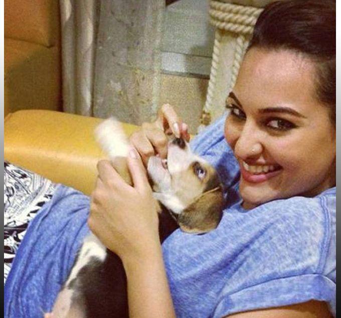 PHOTOS: Indian Celebrities With Their Super Adorable Pets