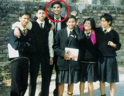 PHOTOS: Indian Celebs Looked In Their School Days