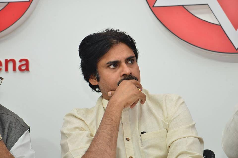 PHOTOS: JanaSena Party Chief Pawan Kalyan interaction with Fishermen
