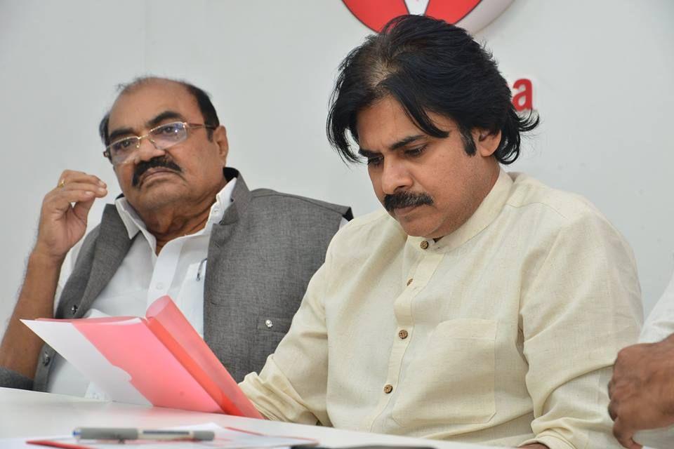 PHOTOS: JanaSena Party Chief Pawan Kalyan interaction with Fishermen