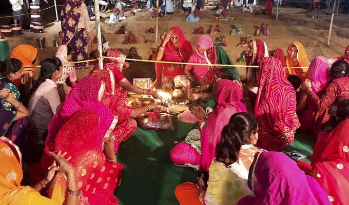 PHOTOS: Karva Chauth 2017 Celebration Pictures