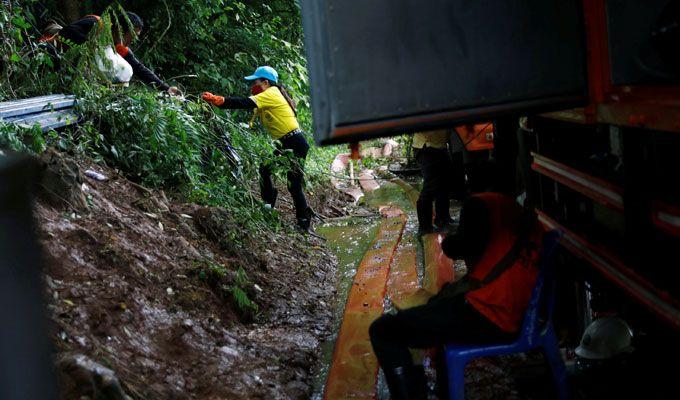 PHOTOS: Rescuers race to save soccer team trapped in Thai cave
