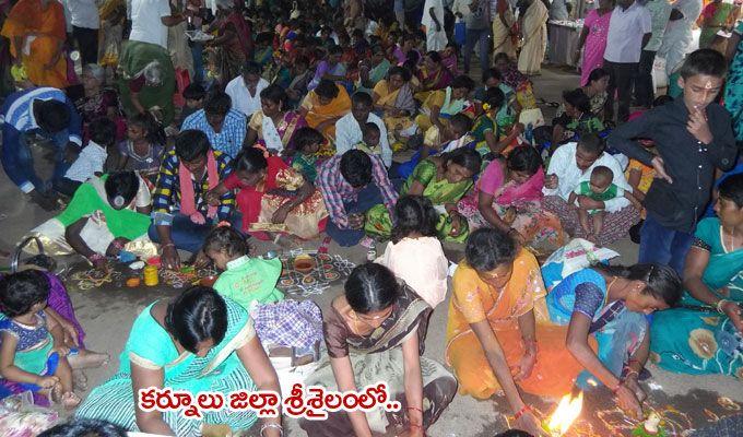 PHOTOS: Telugu Two States Celebrate Karthika Pournami