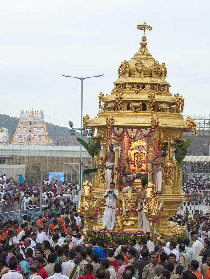 PHOTOS: Tirumala Srivari Swarna Rathotsavam 2018