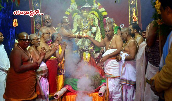 PHOTOS: Vaikunta Ekadasi Celebrations in Telugu States