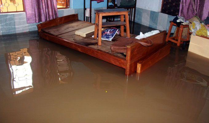 PHOTOS: Visuals of heavy rain & waterlogged streets from Odisha
