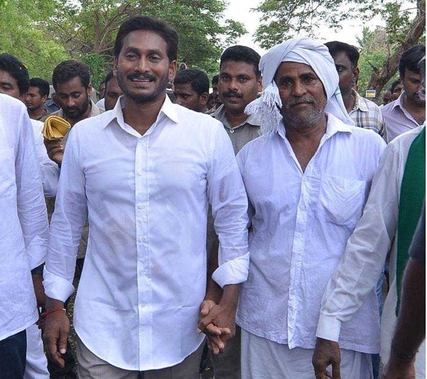 PHOTOS: YS Jagan Mohan Reddy's Praja Sankalpa Yatra