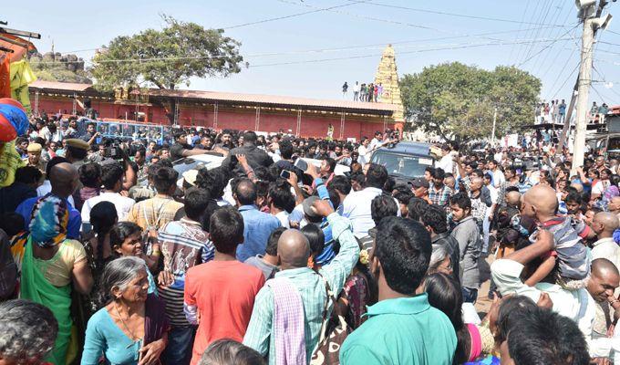 PHOTOS: Pawan Kalyan at Kondagattu Hanuman Temple