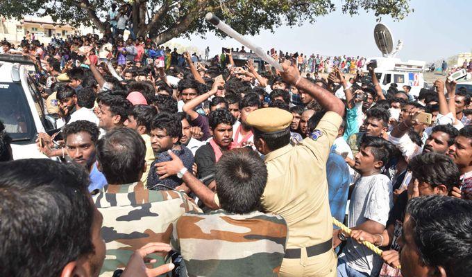 PHOTOS: Pawan Kalyan at Kondagattu Hanuman Temple