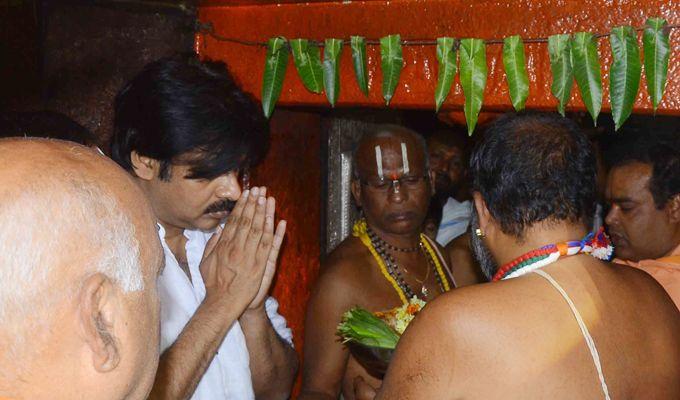 PHOTOS: Pawan Kalyan at Kondagattu Hanuman Temple