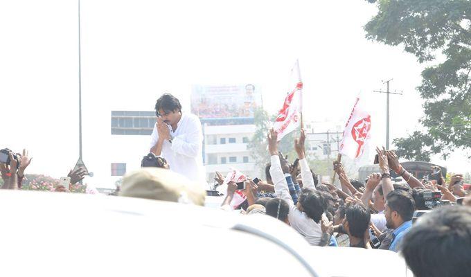 PHOTOS: Pawan Kalyan at Kondagattu Hanuman Temple