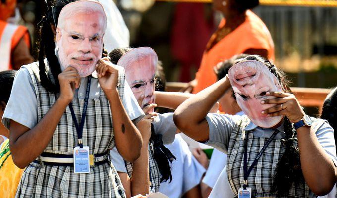 PM Modi inaugurates Hyderabad Metro Rail Photos