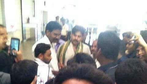 Pawan Kalyan Arrives At Gannavaram Airport For Cheneta Satyagraham
