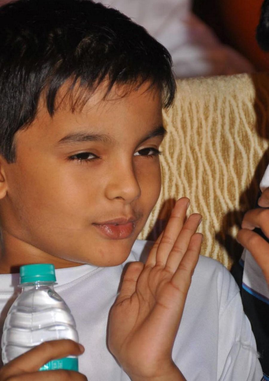 Pawan Kalyan Childerns Unseen & Rare Pics