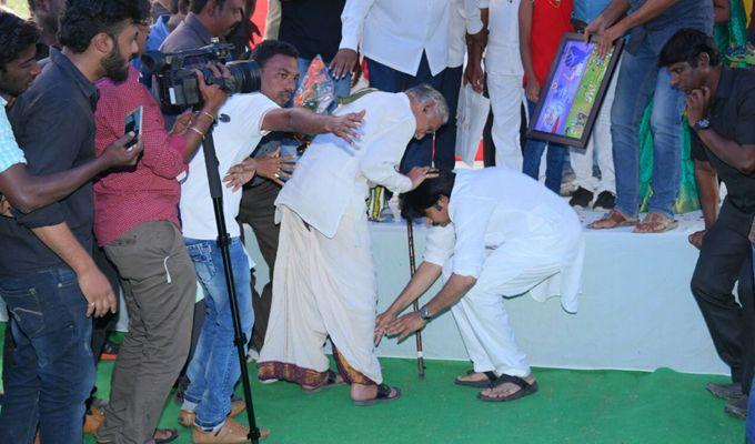 Pawan Kalyan Janasena Tour at Vijayawada Photos
