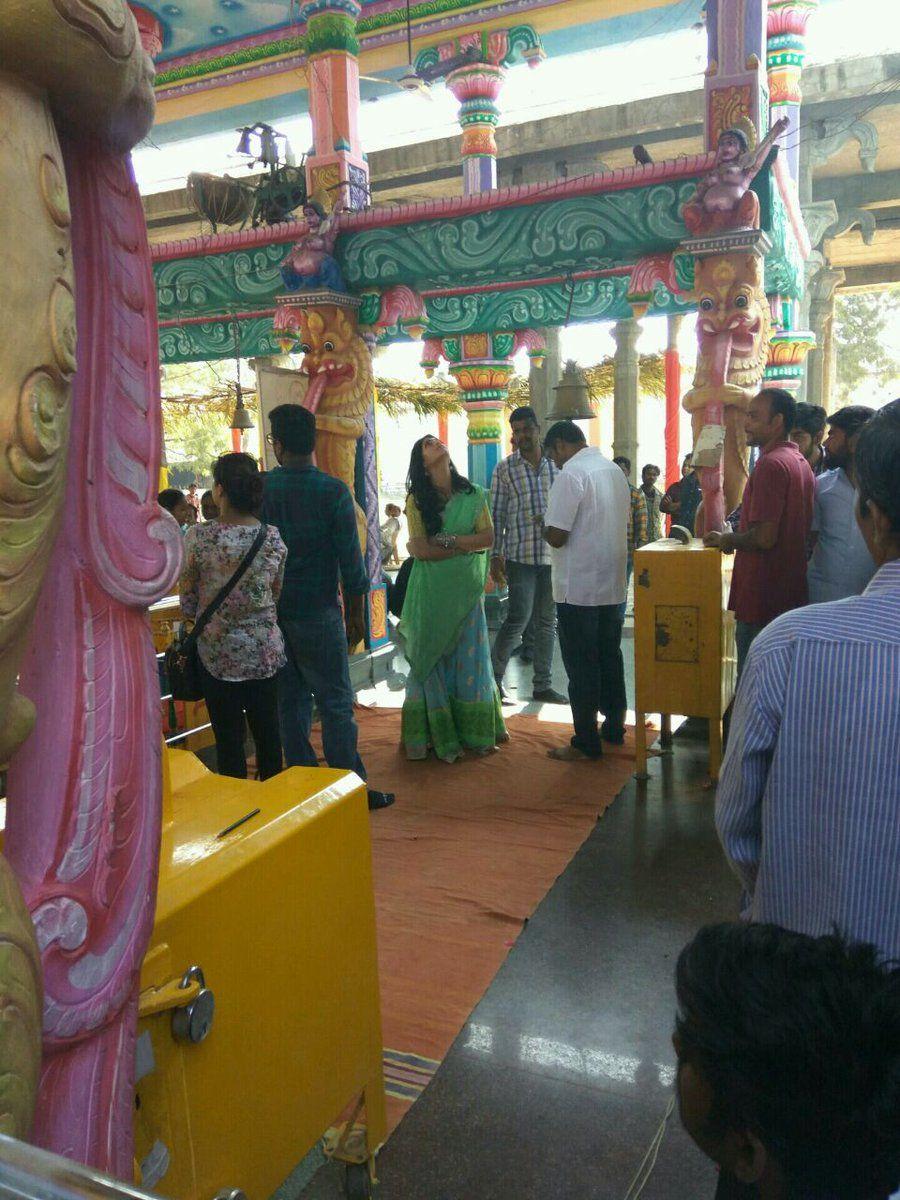 Pawan Kalyan Katamarayudu Shooting Photos