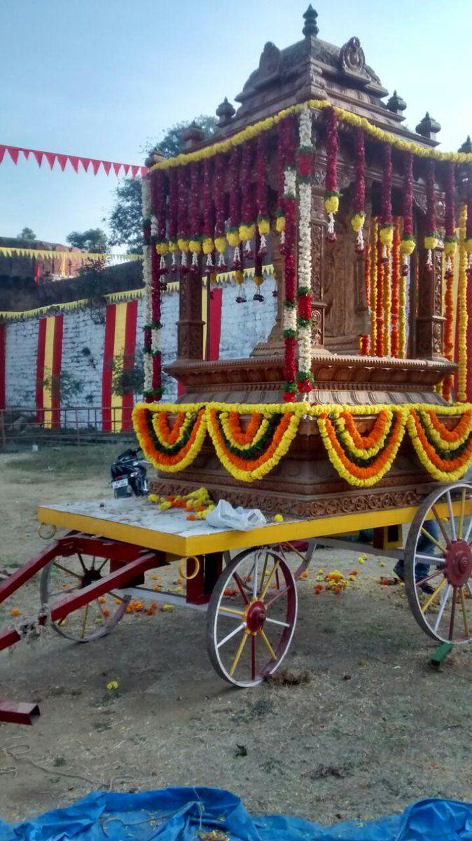 Pawan Kalyan Katamarayudu Shooting Photos
