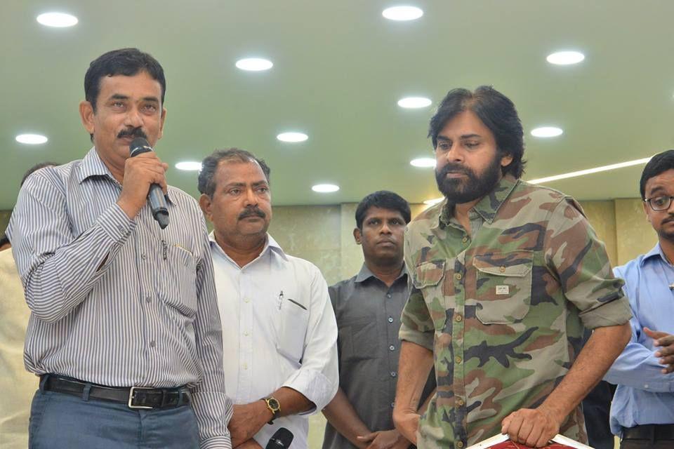 Pawan Kalyan Meeting with Intellectuals & prominent persons from Srikakulam