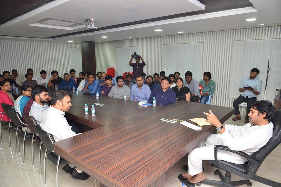 Pawan Kalyan Meeting with doctors about Guntur Diarrhoea crisis