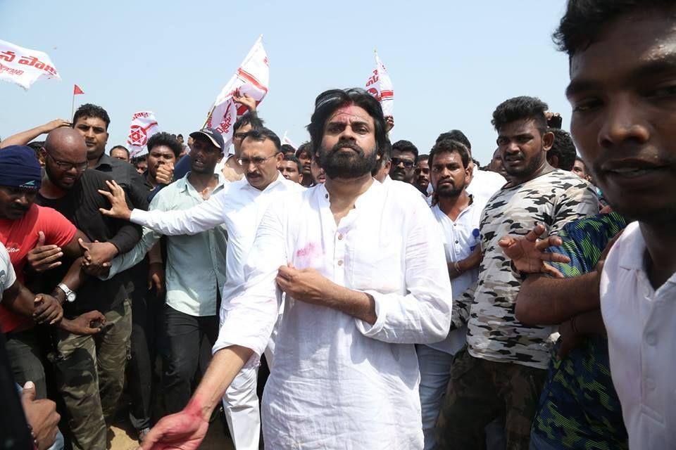 Pawan Kalyan Performing Gangamma Pooja At Kapasa Kurdi Photos