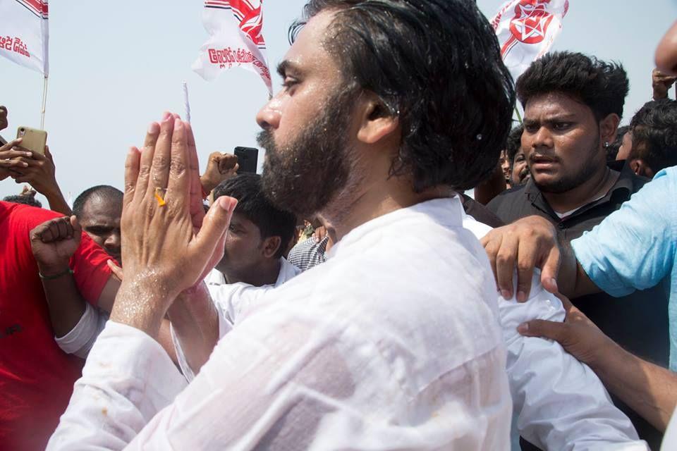 Pawan Kalyan Performing Gangamma Pooja At Kapasa Kurdi Photos
