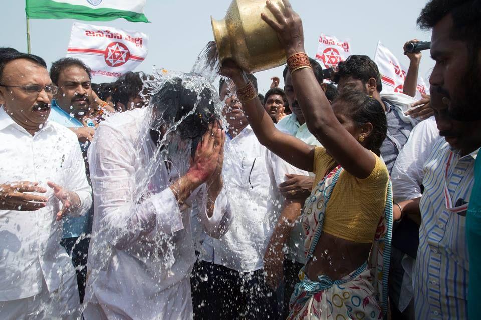 Pawan Kalyan Performing Gangamma Pooja At Kapasa Kurdi Photos