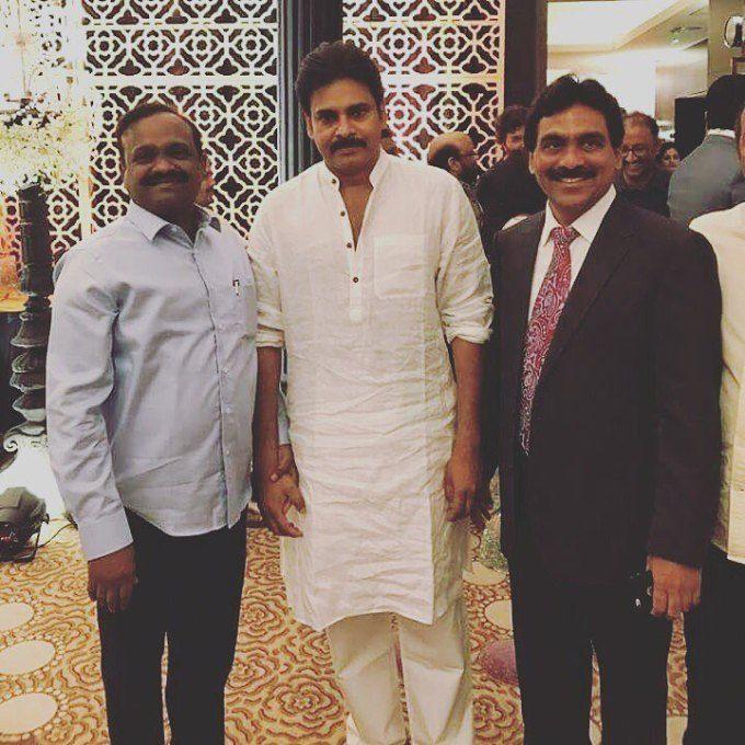 Pawan Kalyan Photos with new get up will shock you!