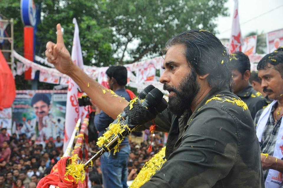 Pawan Kalyan Public Meeting In Nidadavolu Photos