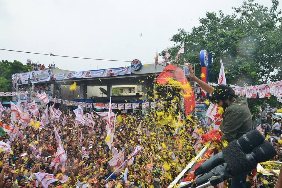 Pawan Kalyan Public Meeting In Nidadavolu Photos