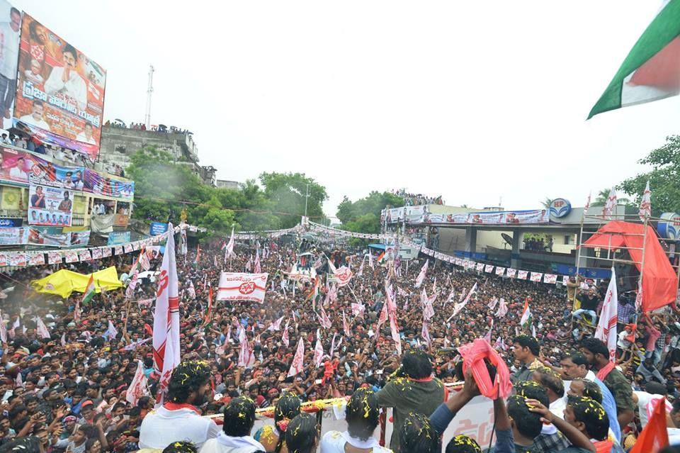 Pawan Kalyan Public Meeting In Nidadavolu Photos