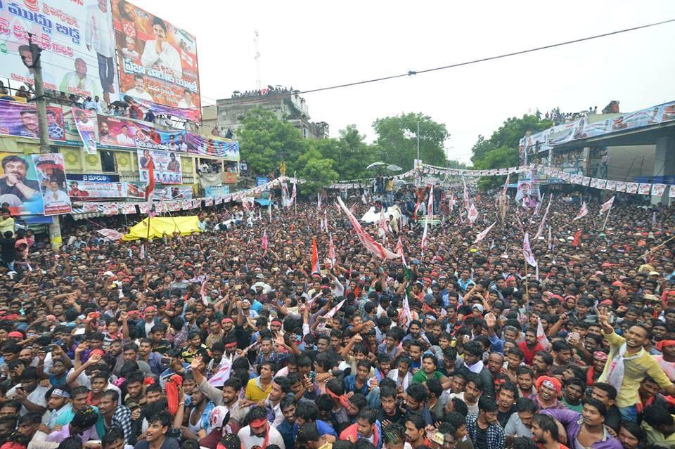 Pawan Kalyan Public Meeting In Nidadavolu Photos