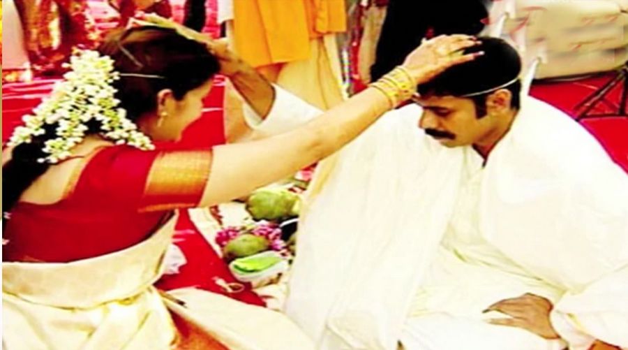 Pawan Kalyan and Renu Desai Unseen Photos