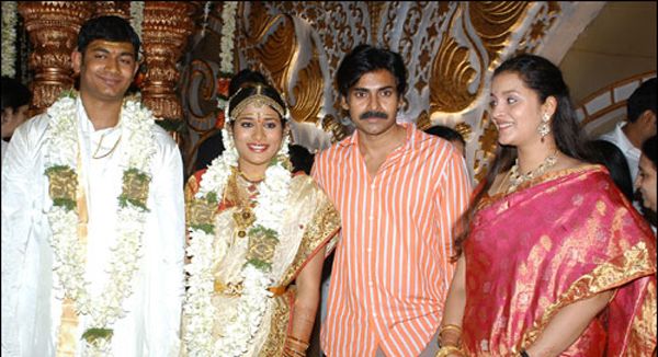 Pawan Kalyan and Renu Desai Unseen Photos