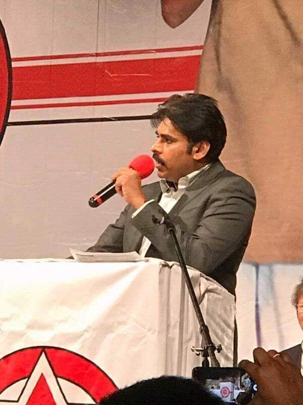 Pawan Kalyan’s Intense Speech At Nashua Photos