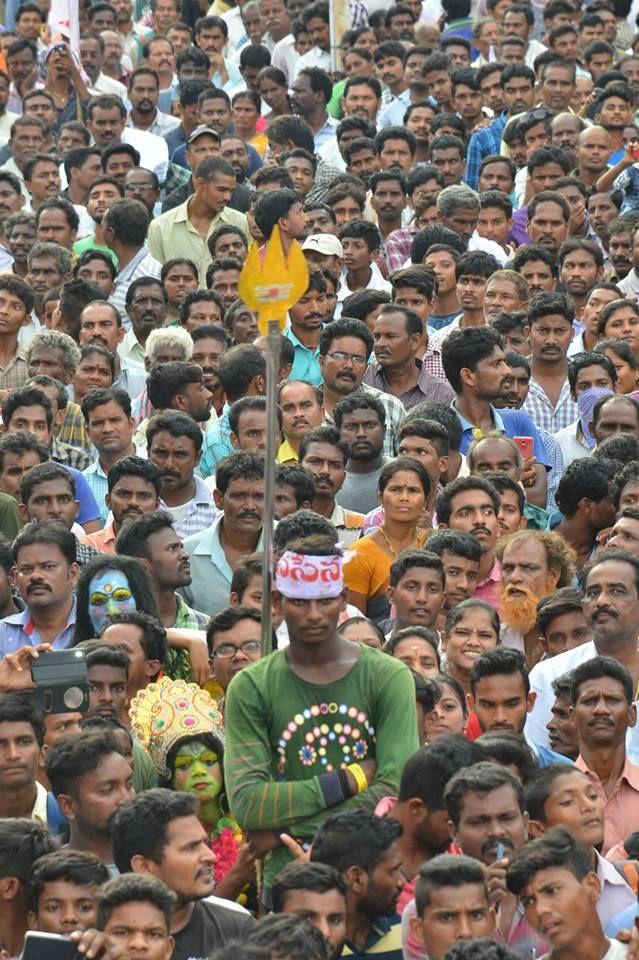 Pawan Kalyan’s Praja Porata Yatra in Chodavaram Photos