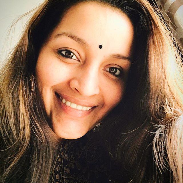 Pawan Kalyan's ex-wife Renu Desai Never Seen Photos Collection!