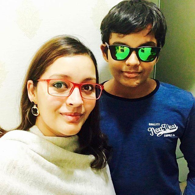 Pawan Kalyan's ex-wife Renu Desai Never Seen Photos Collection!