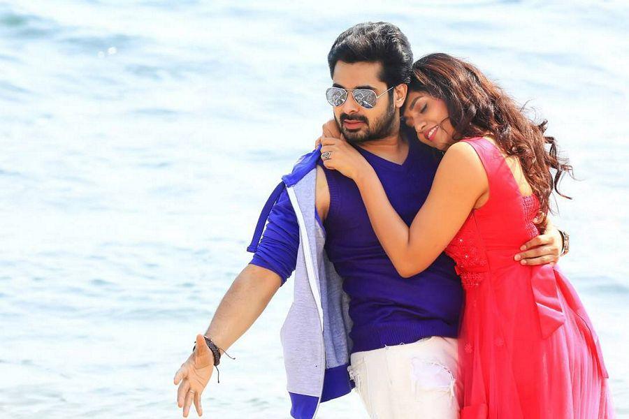 Pelliki Mundu Prema Katha Movie Posters & Stills