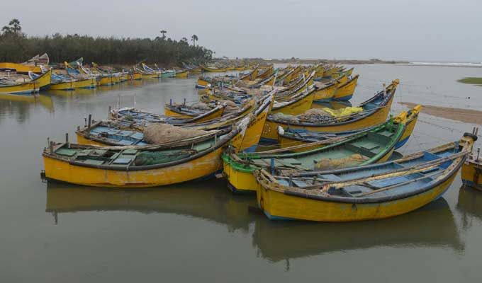 Pethai Cyclone Effect Photos In Andhra Pradesh