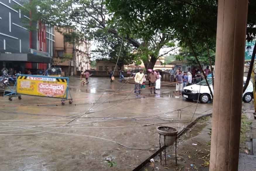 Pethai Cyclone Effect Photos In Andhra Pradesh