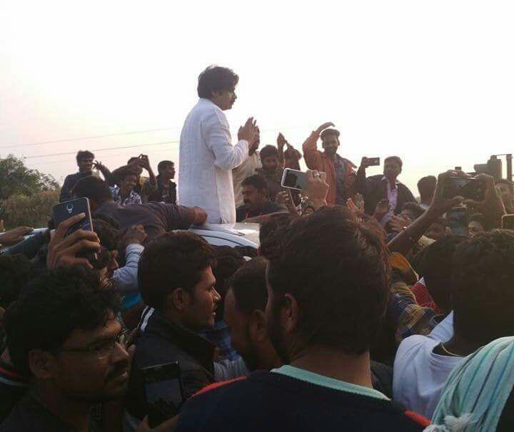 Photos: Grand Welcome to Janasena Pawan Kalyan at Kurnool