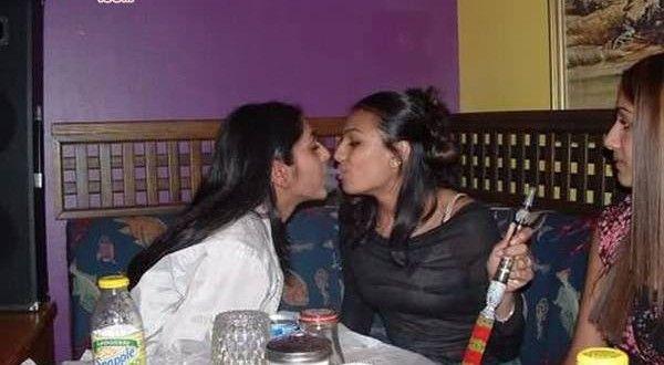 Photos: Indian Girls Smoking & Drinking Alcohol in Real LIFE