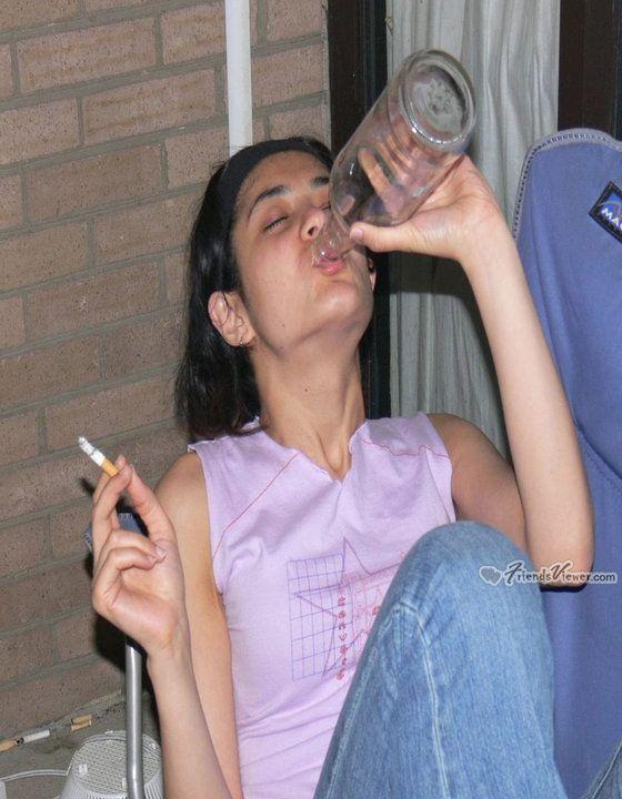 Photos: Indian Girls Smoking & Drinking Alcohol in Real LIFE