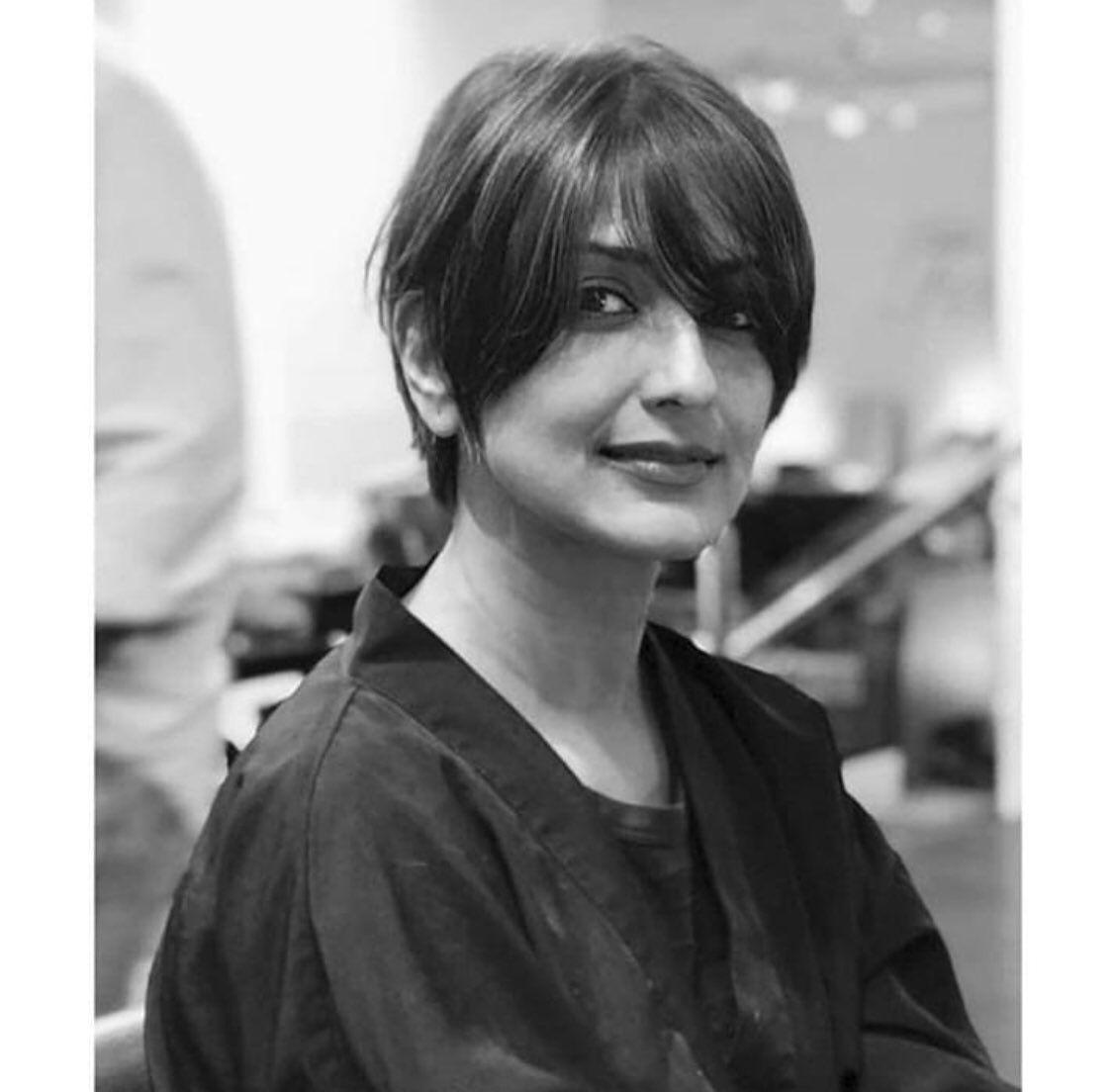 Photos: Sonali Bendre getting emotional on her haircut for cancer treatment