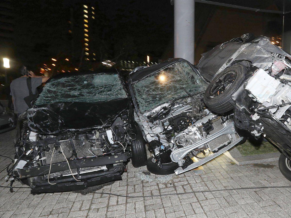 Photos: Typhoon Jebi Batters the West Coast of Japan