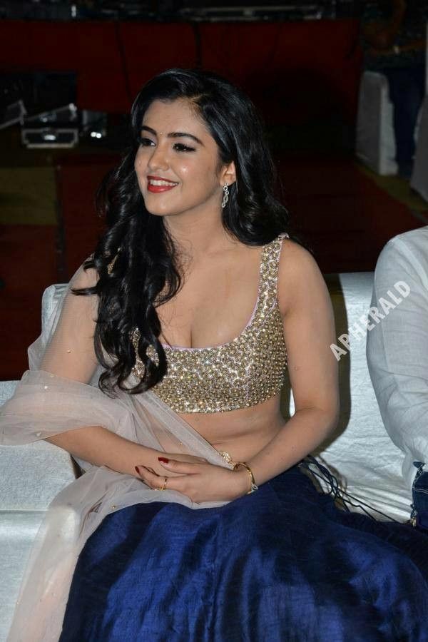 Photos of Malvika to spice your weekend 