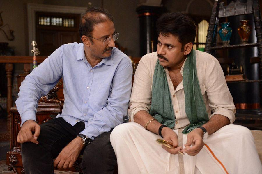 Power Star Pawan Kalyan Katamarayudu Movie New Working Stills